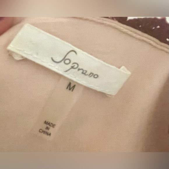 Women’s Soprano Mid-length Burgundy Lace Dress - Picture 3 of 3